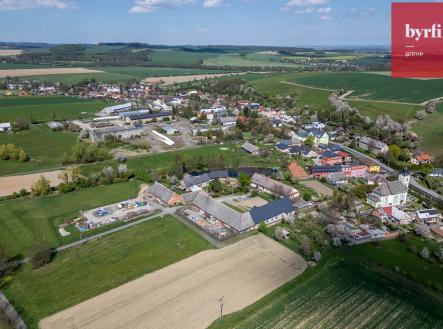 Prodej pozemku pro bydlení, 2 252 m²