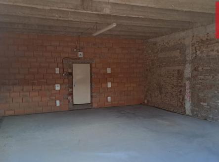 Pronájem skladovací prostor, 67 m²