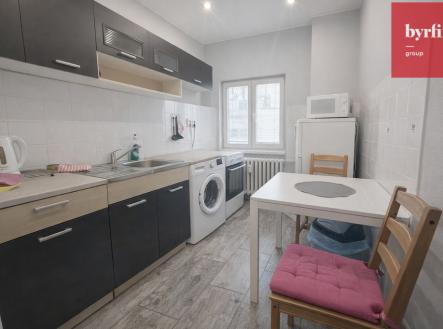 Pronájem bytu, 1+1, 45 m²