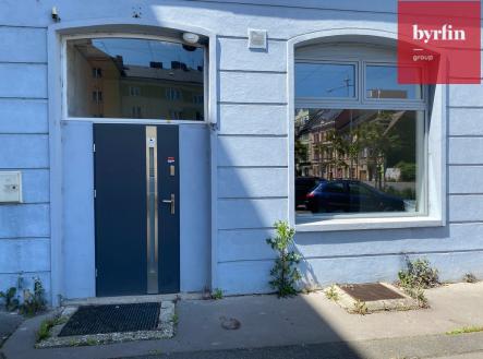 Pronájem obchodní prostor, 40 m²