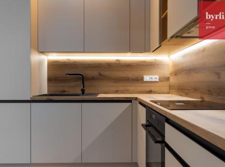 Pronájem bytu, 2+kk, 56 m²