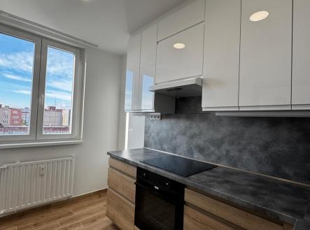 Pronájem bytu, 2+1, 43 m²