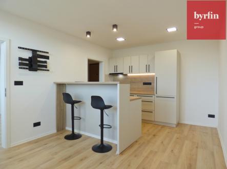 Pronájem bytu, 2+kk, 38 m²