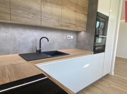 Pronájem bytu, 2+kk, 54 m²