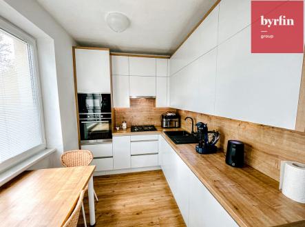 Pronájem bytu, 3+1, 75 m²