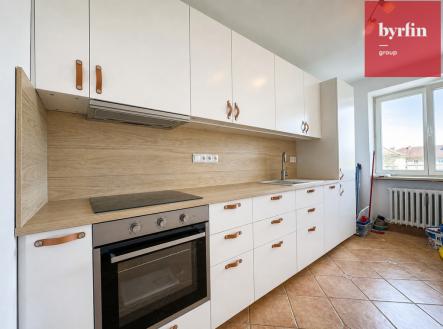 Pronájem bytu, 2+1, 57 m²