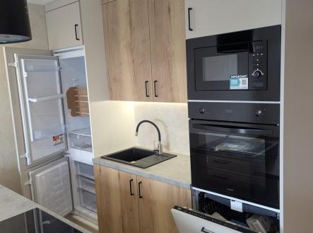 Pronájem bytu, 3+kk, 60 m²