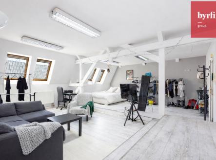 Pronájem bytu, 1+1, 65 m²