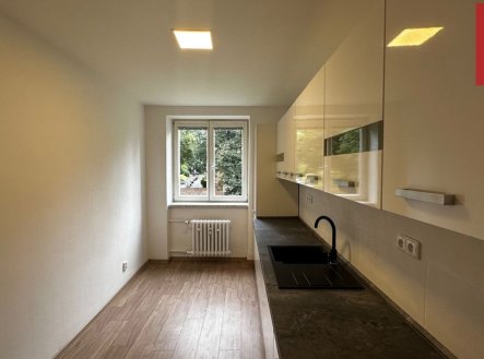 Pronájem bytu, 2+1, 71 m², Opava – náhled fotky 2