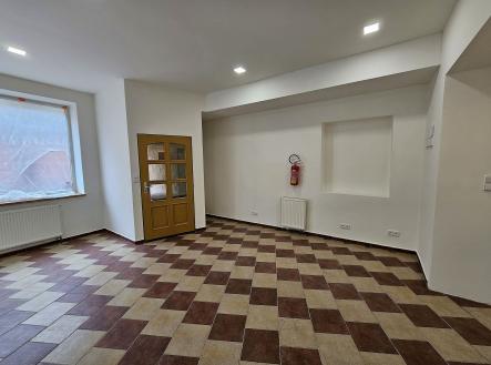 Prodej obchodní prostor, 156 m²