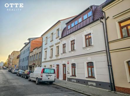 Pronájem bytu, 2+kk, 75 m²