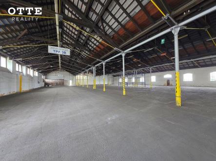 Pronájem komerčního objektu, sklad, 3 679 m²