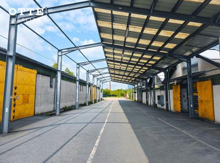 Pronájem komerčního objektu, sklad, 418 m²