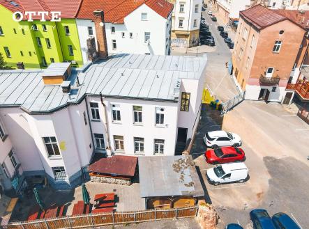Prodej - nájemní dům, 728 m²