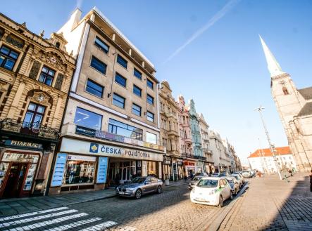 Pronájem - obchodní prostor, 16 m²