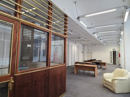 Pronájem kanceláře, 125 m²