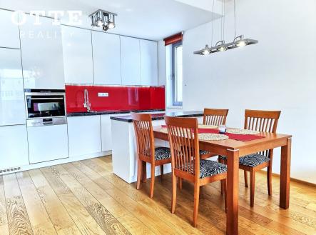 Pronájem bytu, 2+kk, 57 m²