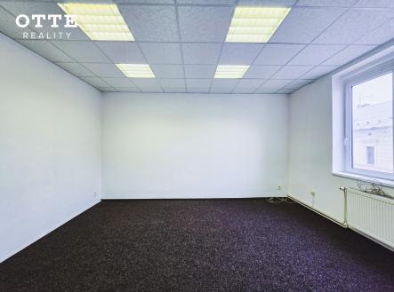 Pronájem kanceláře, 75 m²