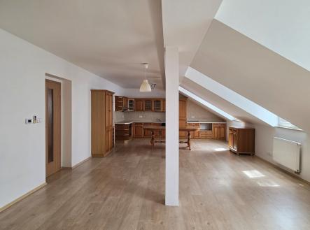 Pronájem bytu, 3+kk, 102 m²