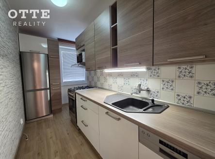 Pronájem bytu, 3+1, 82 m²