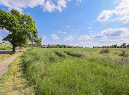 Prodej pozemku pro komerční výstavbu, 11 768 m²