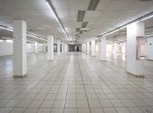 Pronájem obchodní prostor, 1 600 m²