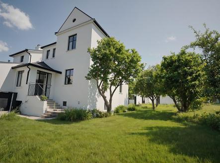 Prodej kanceláře, 160 m²