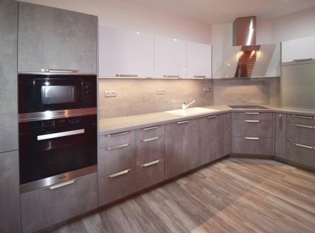 Prodej bytu, 3+1, 85 m²