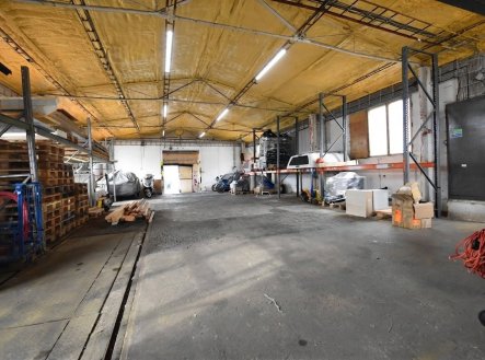 Pronájem komerčního objektu, výroba, 266 m²