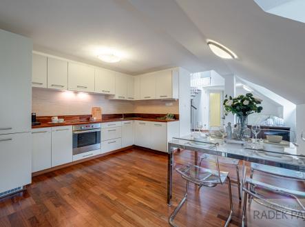 Prodej bytu, 3+kk, 81 m²