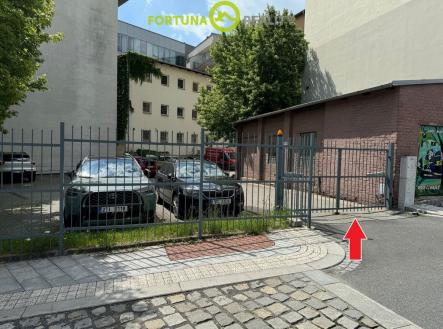 Prodej - obchodní prostor, 455 m²