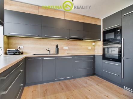 Prodej domu/vily, 399 m²