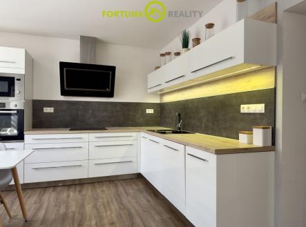 Prodej domu/vily, 180 m²