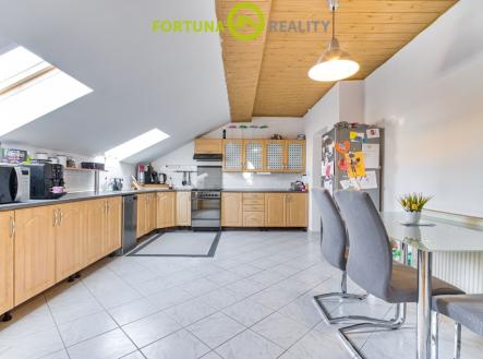 Prodej domu/vily, 318 m²