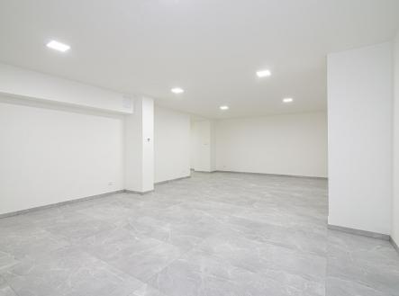 Prodej - komerční objekt, jiný, 93 m²