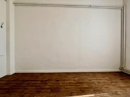 Pronájem - obchodní prostor, 43 m²