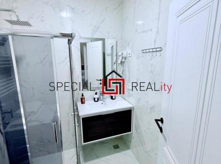 PHOTO-2025-11-30-15-18-15 60.jpg