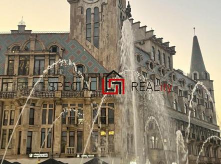 PHOTO-2025-12-06-15-46-21 25.jpg