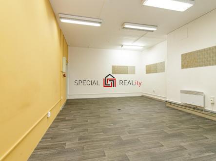 Prodej obchodní prostor, 63 m²