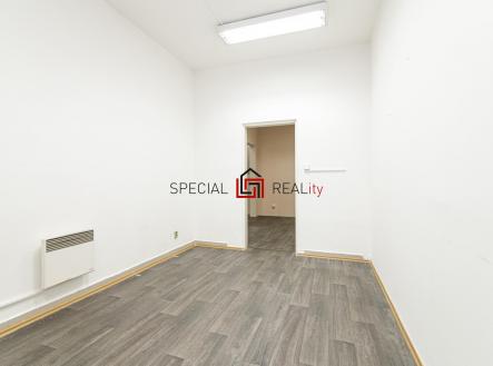 Prodej obchodní prostor, 63 m²