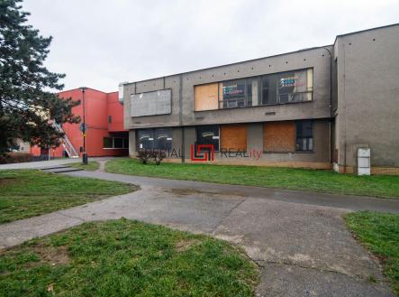 Prodej obchodní prostory, 1 570 m²