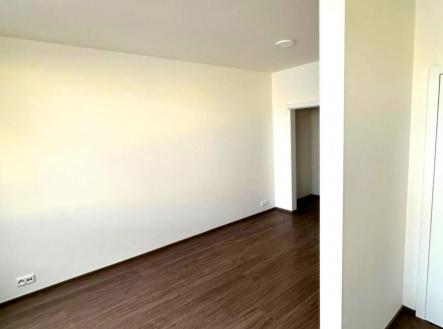 Pronájem bytu, 1+kk, 39 m²