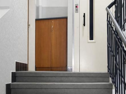 Pronájem bytu, 2+kk, 56 m²