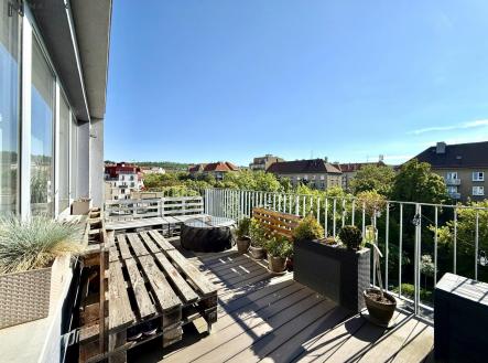 Pronájem bytu, 1+kk, 72 m²