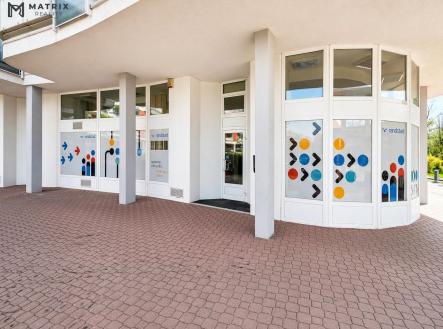 Pronájem obchodní prostory, 121 m²