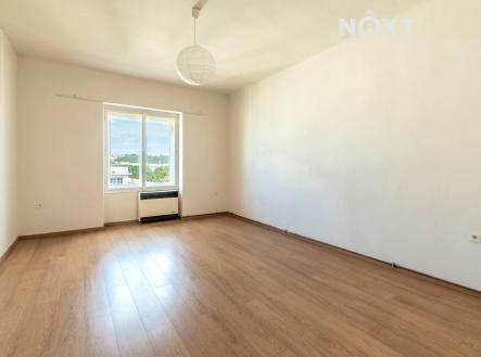 Pronájem bytu, 1+kk, 32 m²