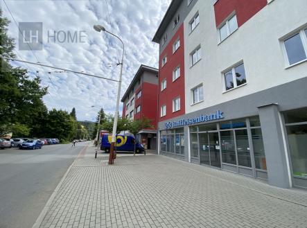 Pronájem obchodní prostor, 208 m²