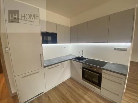 Prodej obchodní prostor, 76 m²