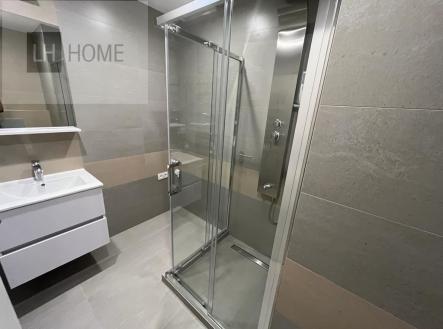 Prodej - obchodní prostor, 72 m²