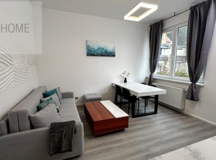 Pronájem bytu, 2+kk, 36 m² obrázek